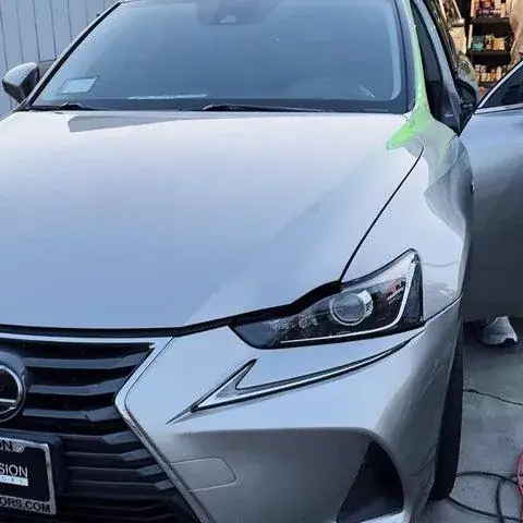 Lexus IS blanco pulido
