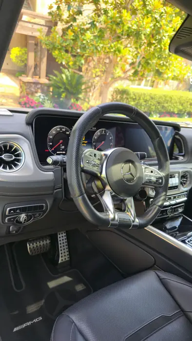 Segunda toma del interior del Mercedes Clase G ya terminado